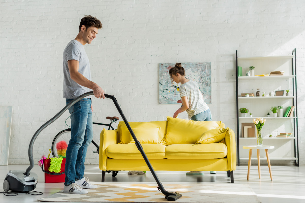 Köşk Bayan Temizlikçi